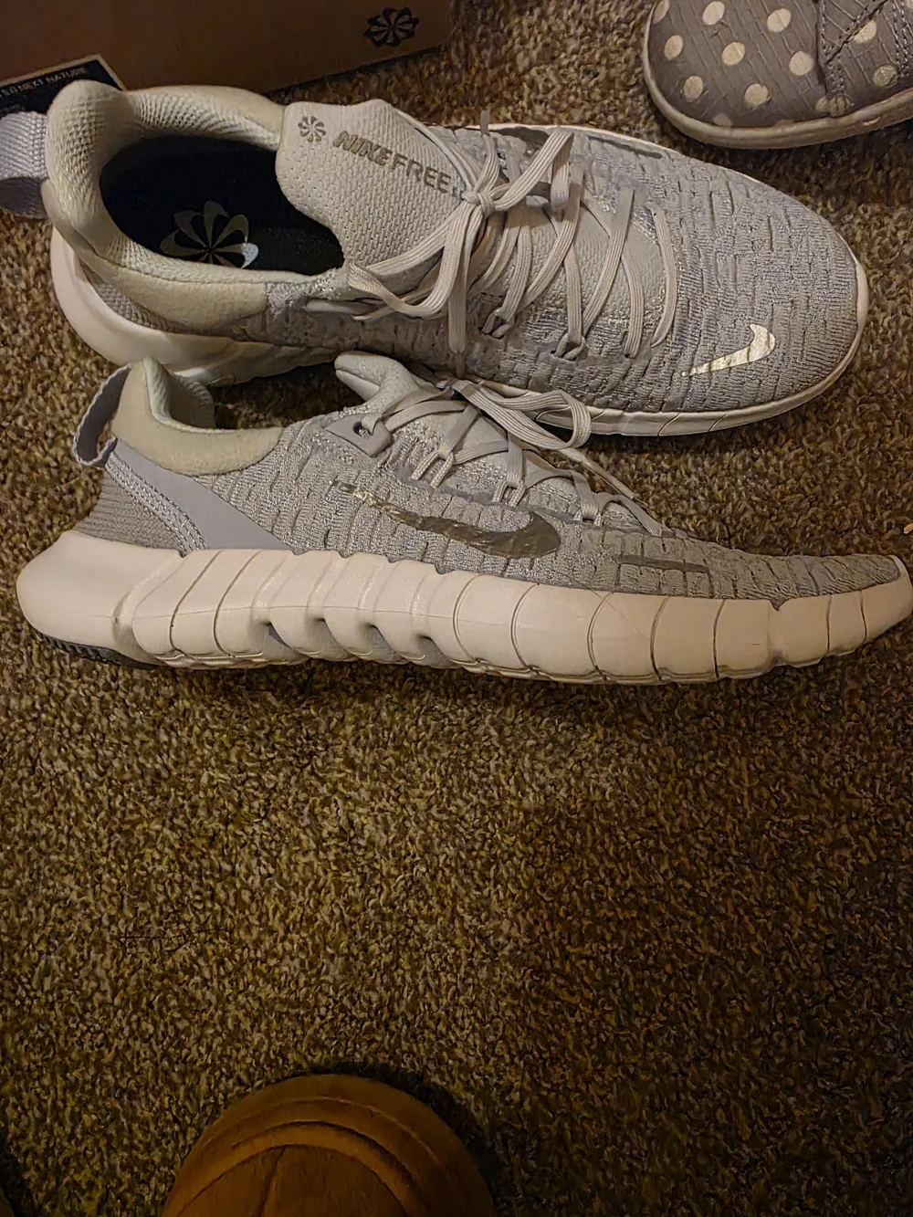 Nike Free RN 5.0 Next Nature - Pure Platinum/Metallic Silver (Women 7.5) - Picture 3 of 4